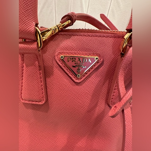 Prada Mini Promenade - Tamaris - Picture 2 of 15